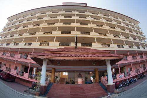 Bangunan di mana terletaknya hotel