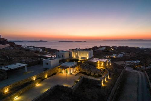 Foto dalla galleria di Villa Joy - Sunset Sea View Villa a Mykonos Città