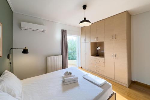 Spacious Family Apt in Glyfada