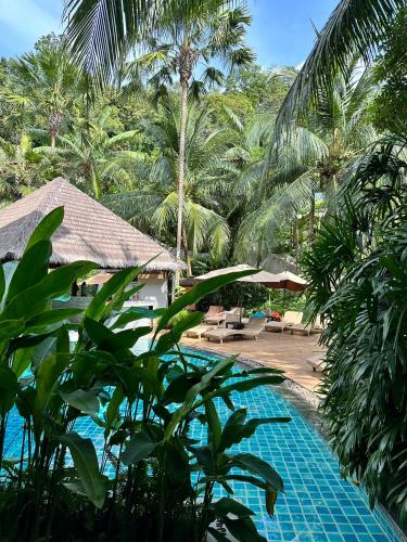 Bazén v ubytování Hula Hula Resort, Ao Nang nebo v jeho okolí