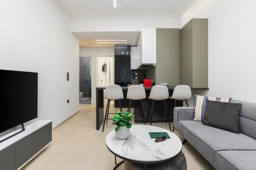 Solange by halu! 2-BD apt next to metro station
