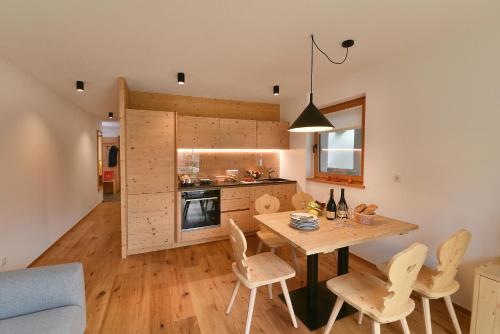 Kuchyň nebo kuchyňský kout v ubytování Kirchplatz Apartments