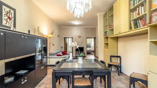 Η κουζίνα ή μικρή κουζίνα στο Marty House by Rentbeat