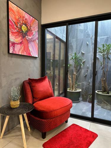 Posezení v ubytování Cozy Casa Marbella Single Storey House