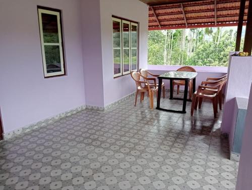 Fotografie z fotogalerie ubytování Keerthis Home Stay v destinaci Madikeri