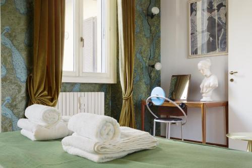 HL Elegant Apartment in Milan, Brera, Porta Venezia