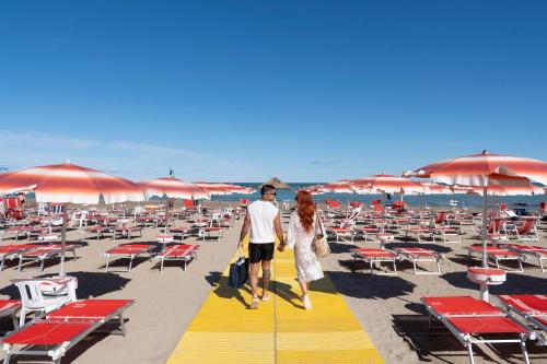 Foto dalla galleria di Park Hotel & Dependance con Spiaggia a Martinsicuro