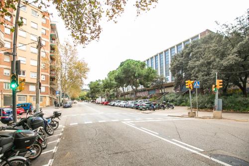 E4LLE1031 - Studio next to Plaza España
