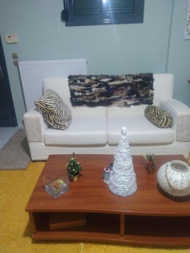 Gallery image of Ζεστή φωλιά in Patra