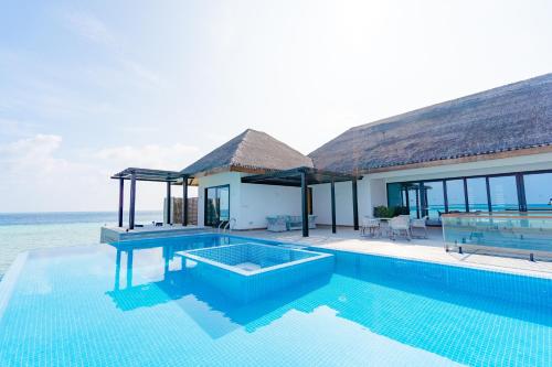 Bassein majutusasutuses NOOE Maldives Kunaavashi - Stay 5 nights or more and get Free Speed Boat Transfers - Valid for stays till 30th September 2025 või selle lähedal