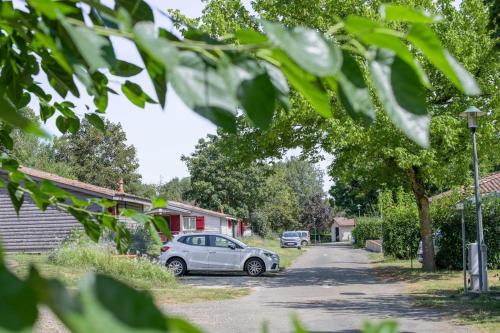 Φωτογραφία από το άλμπουμ του Camping Onlycamp L'Argenté σε Condom