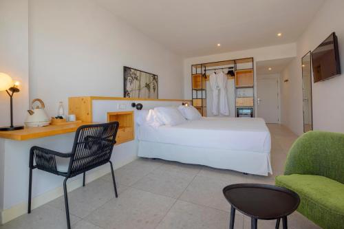 Katil atau katil-katil dalam bilik di HM Ayron Park - Adults Only