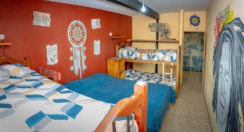 Voodi või voodid majutusasutuse Lemon Tree Hostel toas