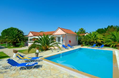 Villa Halikounas