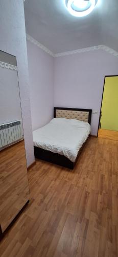 Кровать или кровати в номере Gihon Royal Villas Dilijan