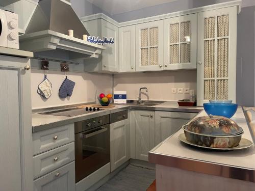 Roquebrune sur la Mer by Holiday World