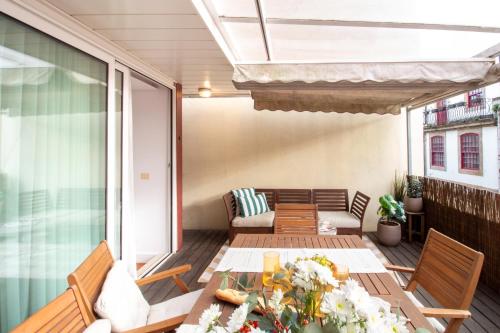 Fábrica Three-Story Charm by LovelyStay
