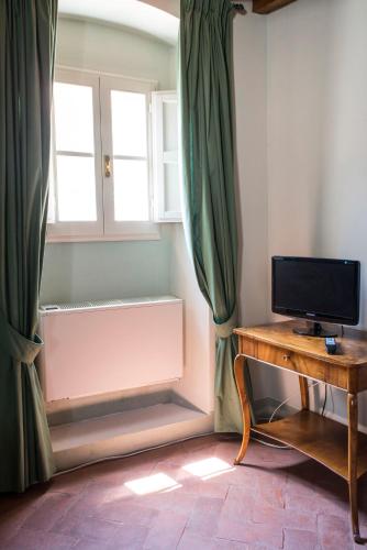 TV a/nebo společenská místnost v ubytování B&B Art