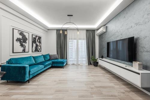 The Teal Spot by PikHost