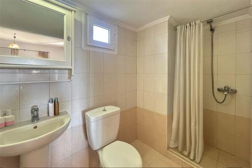 Artemis House Nikiti 2 bedrooms 6 guests
