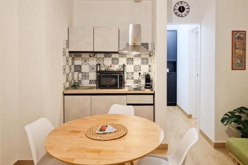 Kuchyň nebo kuchyňský kout v ubytování ELIOS Apartment