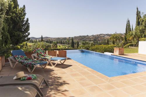 Villa Los Huaraches - Mijas Golf - Private Swimming Pool - 5 Bedrooms - 5 Bath - Air Conditioning
