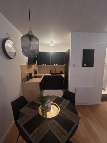Kuchyň nebo kuchyňský kout v ubytování Apartman Pinea