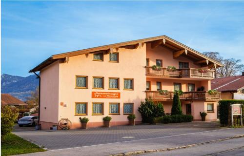 Gallery image of Ferienwohnungen am Westernberg inkl. Chiemgaukarte in Ruhpolding