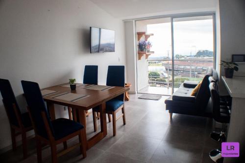 TV a/nebo společenská místnost v ubytování Amplio y Suntuoso - estrato 6