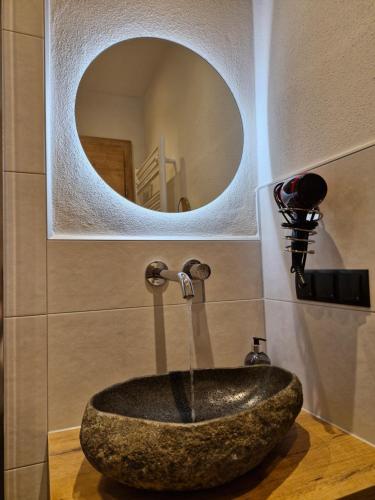 Ένα μπάνιο στο Apartmenthaus Kristall