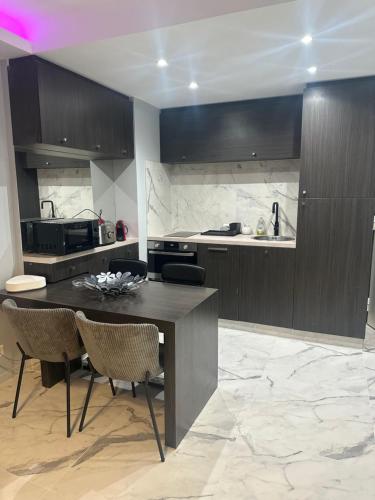 Apartment best position croisette martinez ! 150m from the beach completely renovated ! photo 25