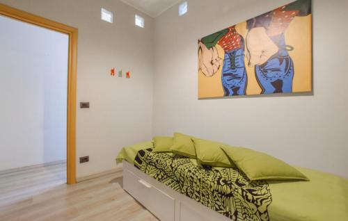 Ruang duduk di Amazing Apartment In Trappitello