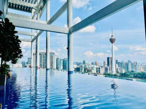 Colony infinitum by KLCC