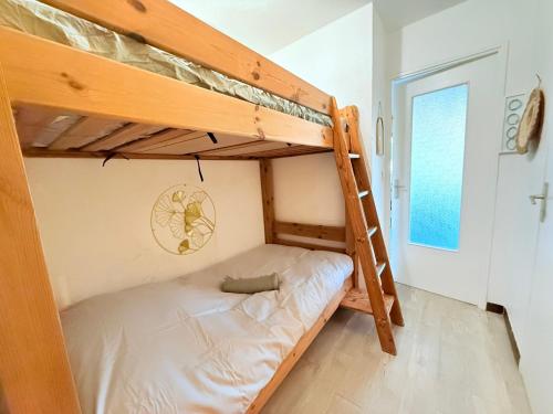 COSY APPART LE COUCHANT 4 Pers - CLIM, BALCON,PISCINE,PLAGE 5 MIN, LA GRANDE MOTTE