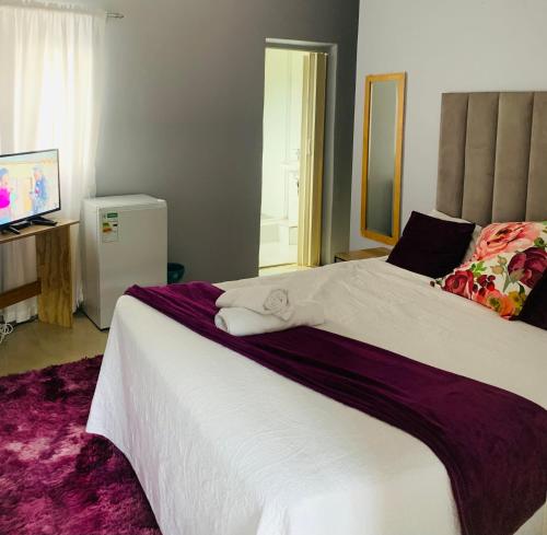 Letto o letti in una camera di Edladleni Holiday Accomodation