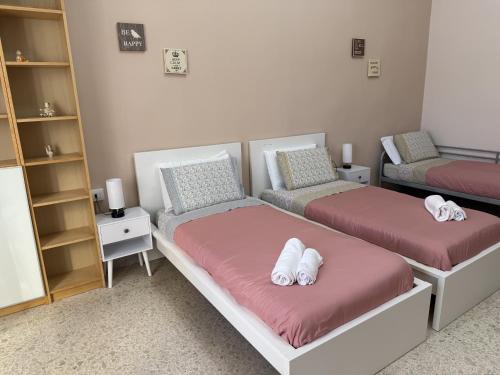 STAY IN NAPLES - Lovely apartment near the airport