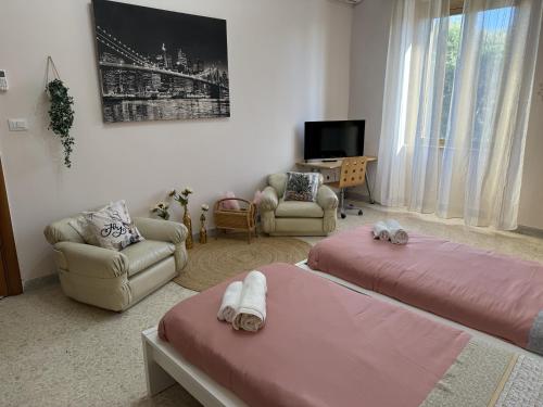 STAY IN NAPLES - Lovely apartment near the airport