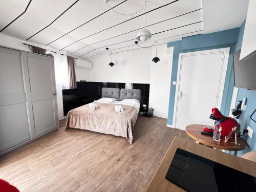 Modern Studio Nr12 private Kitchenette, Bathroom, Balcony
