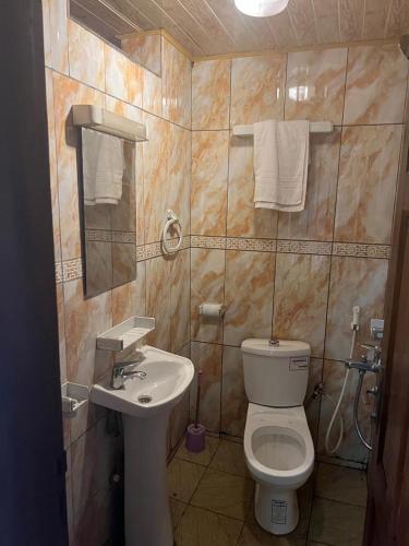 Bany a BaRaN HOME