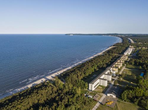 an aerial view of the shoreline of a beach at Ferienwohnung Aquamarin im Haus Arkona Prora in Binz