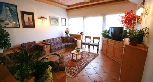 Gallery image of Hotel Miramonti in Vigo di Fassa