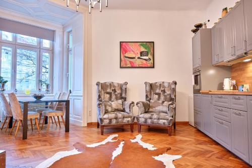 Slow Living I Schönbrunn und Park nähe I Penzing Bahnhof