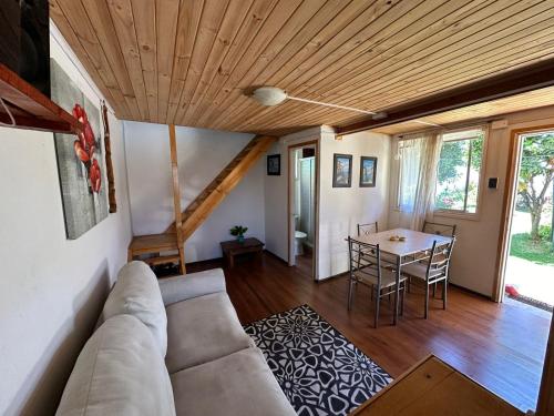 Un lugar para sentarse en Cabañas Sal y Arena El Quisco Norte