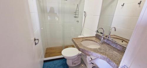 Et badeværelse på Apartamento completo com vista sensacinal na praia de Fortaleza