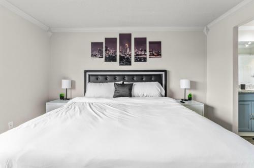 Gallery image of 4 Bedroom Family Oasis - 5 Mins to SeaWorld - River Walk - Sleeps 12 - 2 King Suites in San Antonio