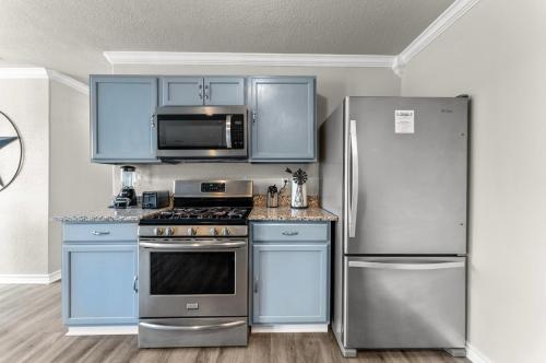Gallery image of 4 Bedroom Family Oasis - 5 Mins to SeaWorld - River Walk - Sleeps 12 - 2 King Suites in San Antonio
