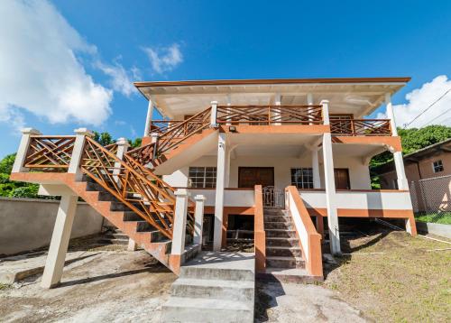 アパートメントが所在する建物