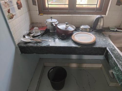 Fotografie z fotogalerie ubytování Tales of Guwahati IV 1BHK - AC extra 200 v destinaci Guváhátí