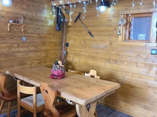 Photo de la galerie de l'établissement Appart. cosy 6 pers, pied pistes, balcon sud, cuisine équipée - FR-1-689-149, à Villard-de-Lans