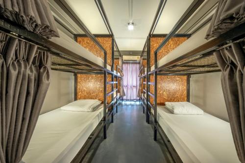 Cama o camas de una habitación en RALPH Bangkok